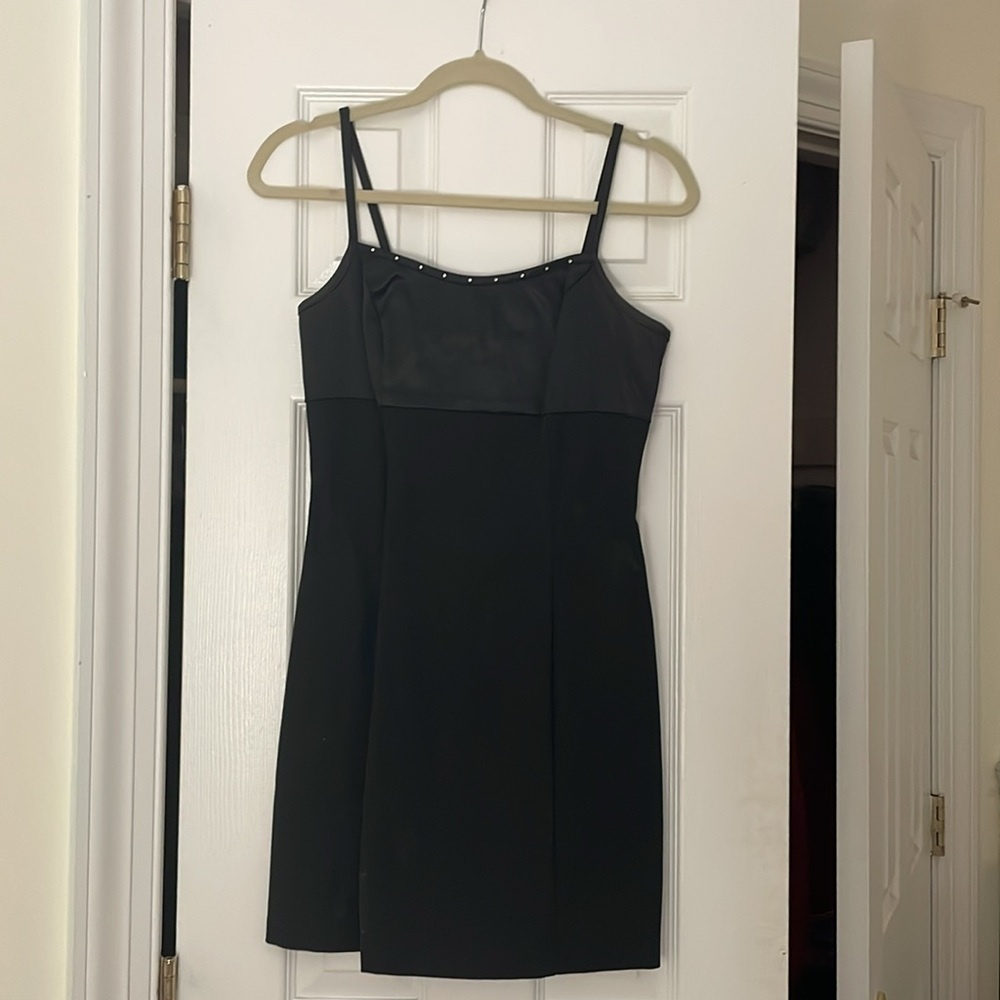 Cache Mini Dress - Picture 1 of 8